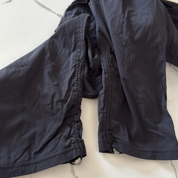 Lululemon Dance Studio Pants Black Color Womens size 2 Inseam 25” - Picture 9 of 13